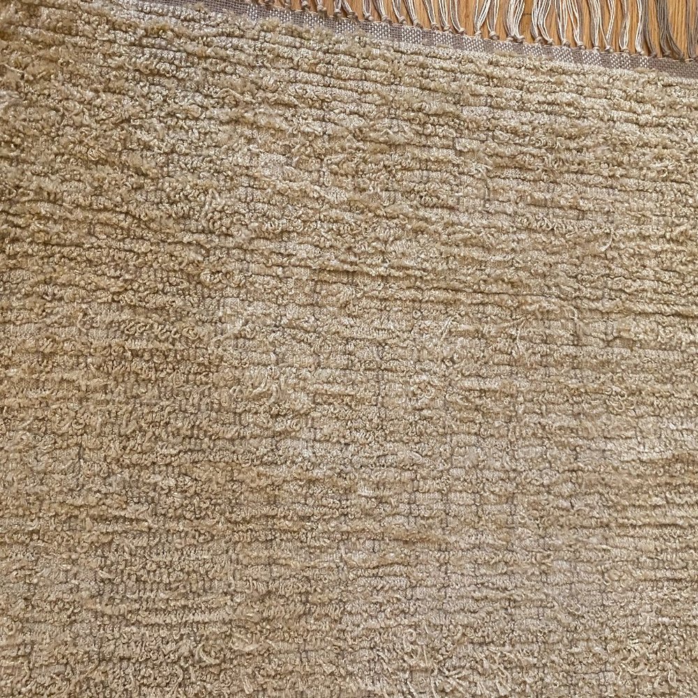 Throw Rug - Picture 11 of 13